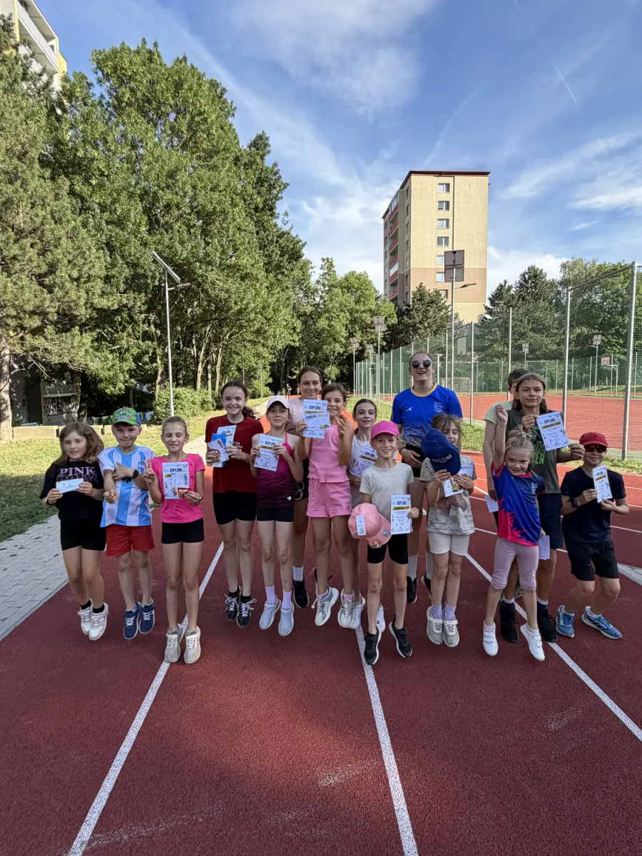 Atletika na Tilgnerke Deti z atletiky na Tilgnerke po spoločnom tréningu